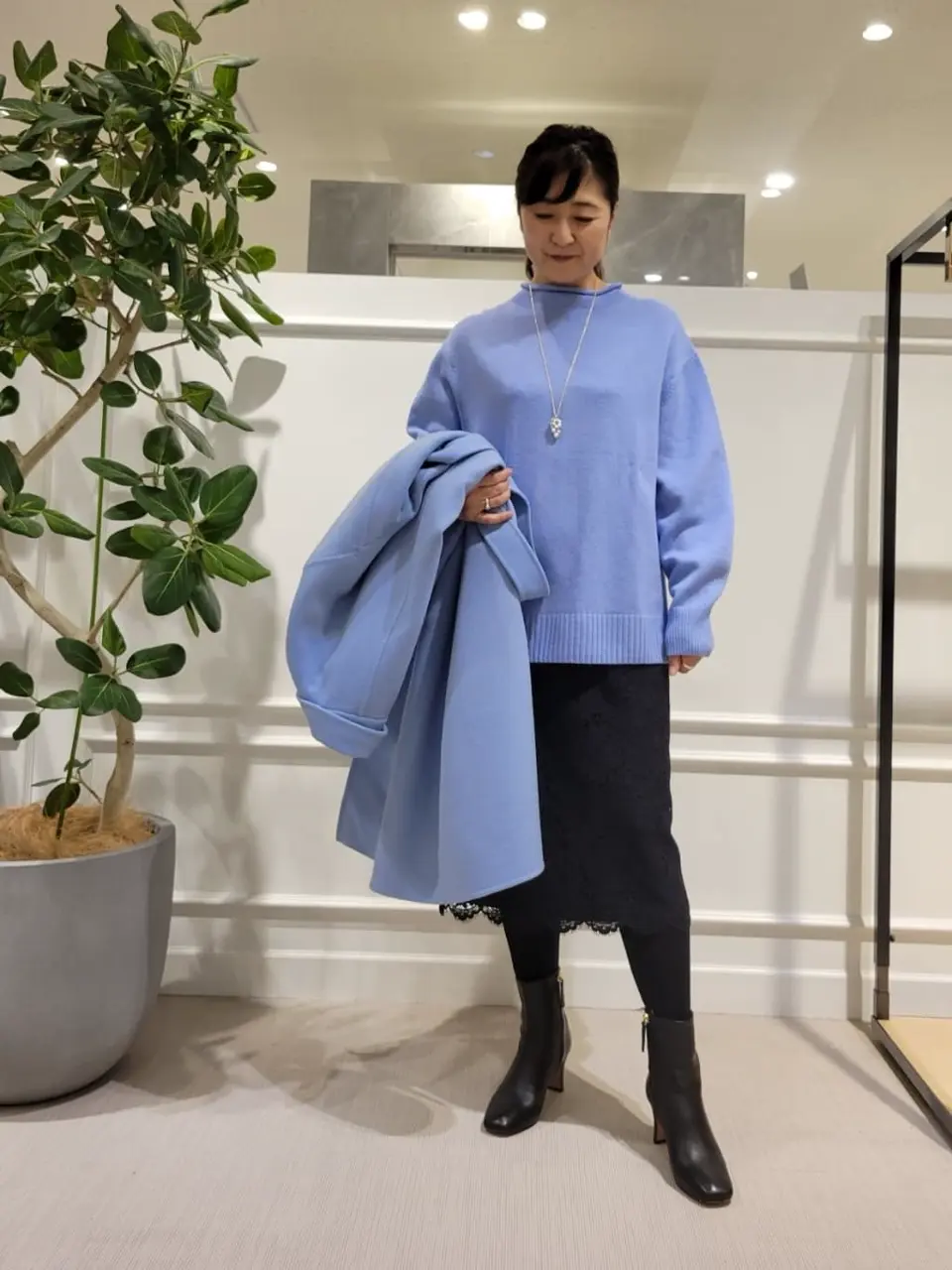  新保 コーディネート画像