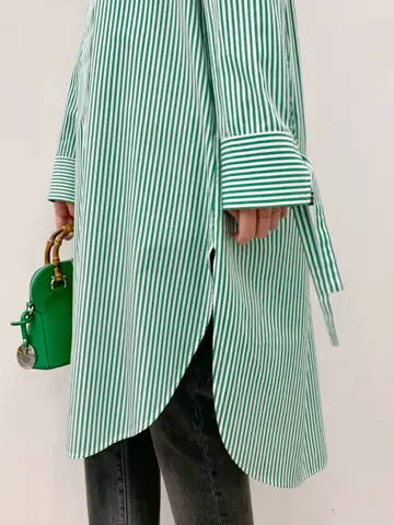 23区 秋葉 コーディネート画像