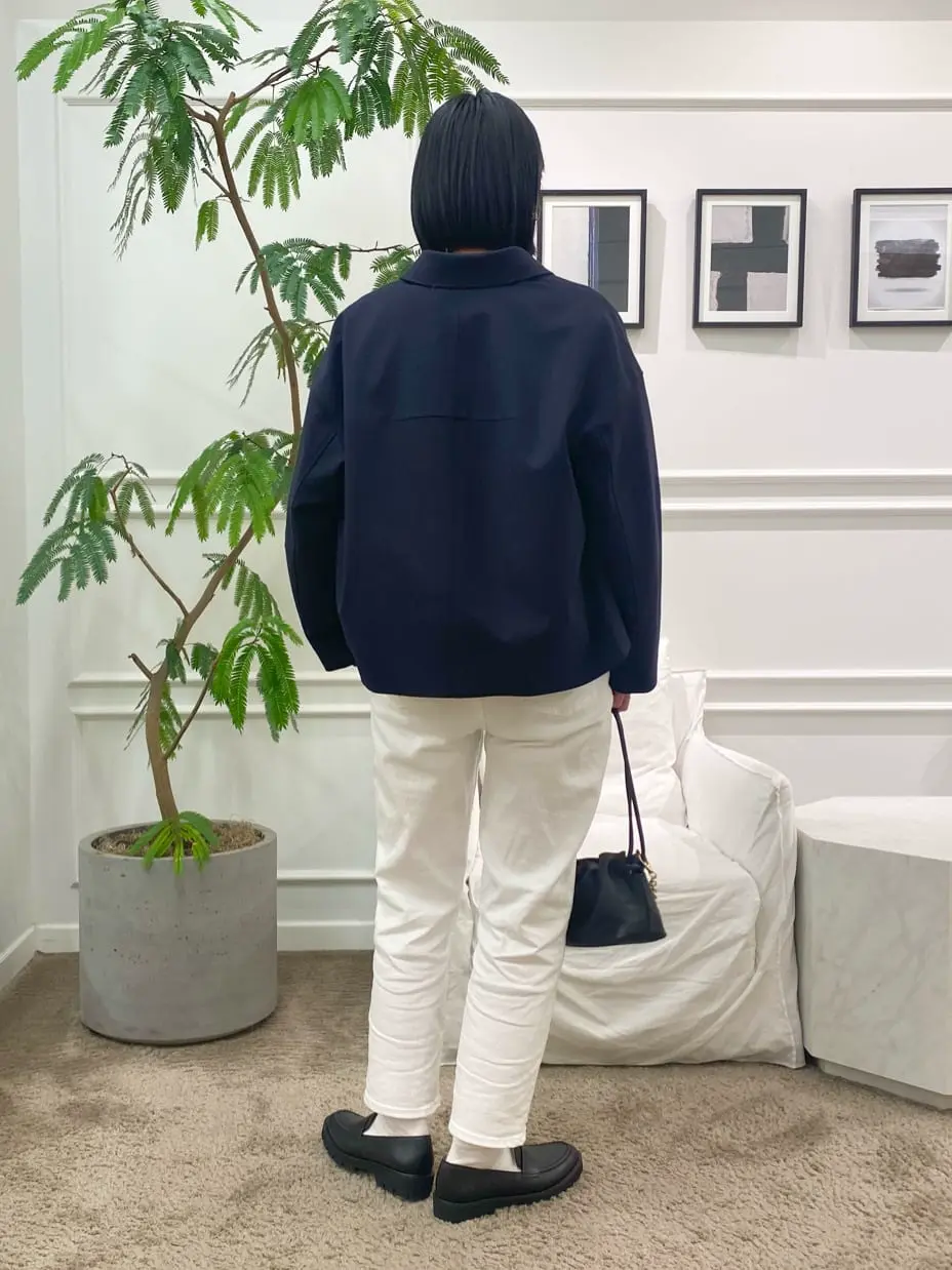 23区 岡本 コーディネート画像