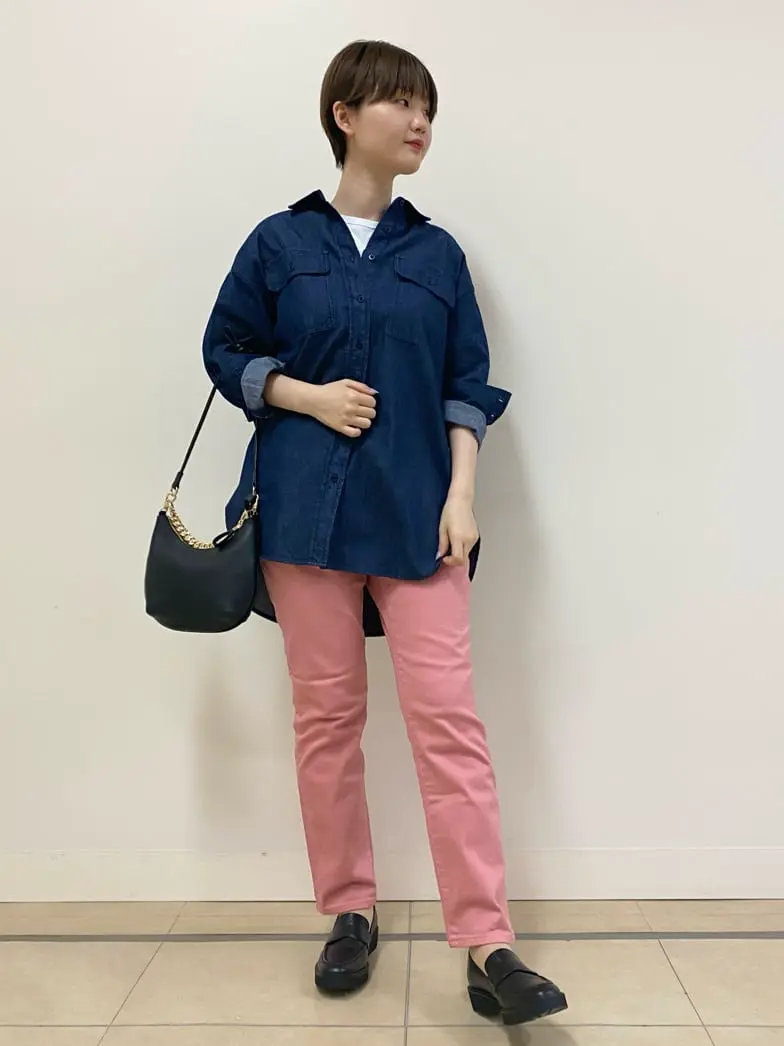  スタッフ コーディネート画像