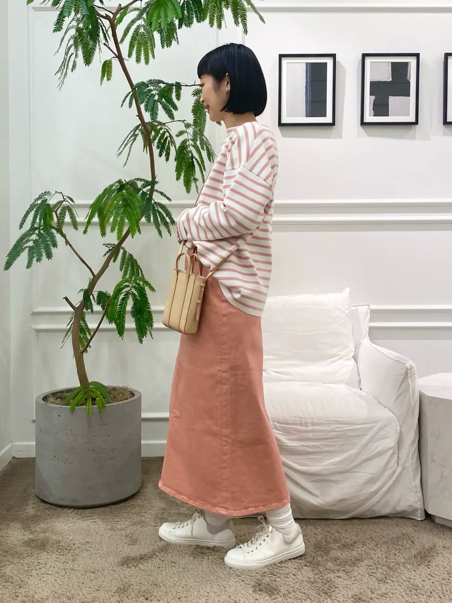 23区 岡本 コーディネート画像