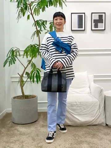 23区 岡本 コーディネート画像