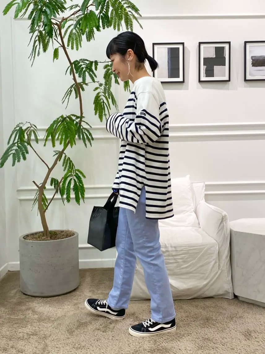 23区 岡本 コーディネート画像