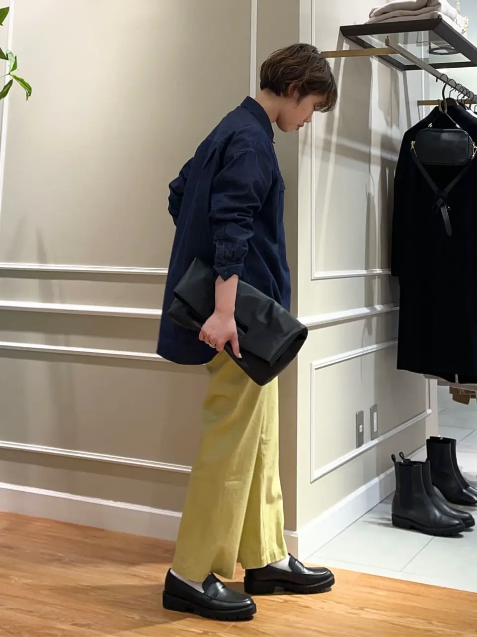 23区 伊藤 コーディネート画像