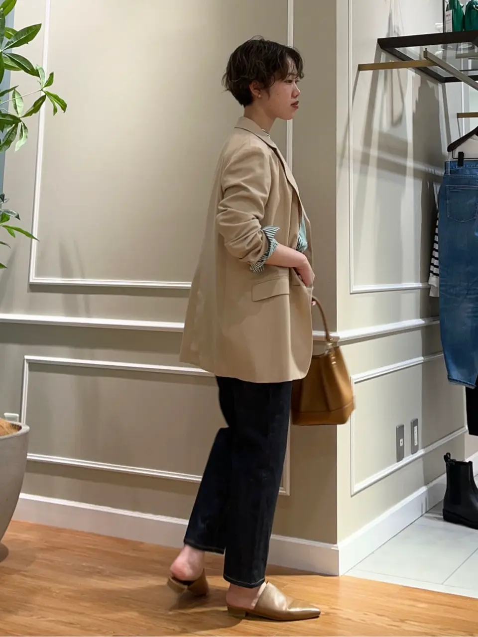 23区 伊藤 コーディネート画像