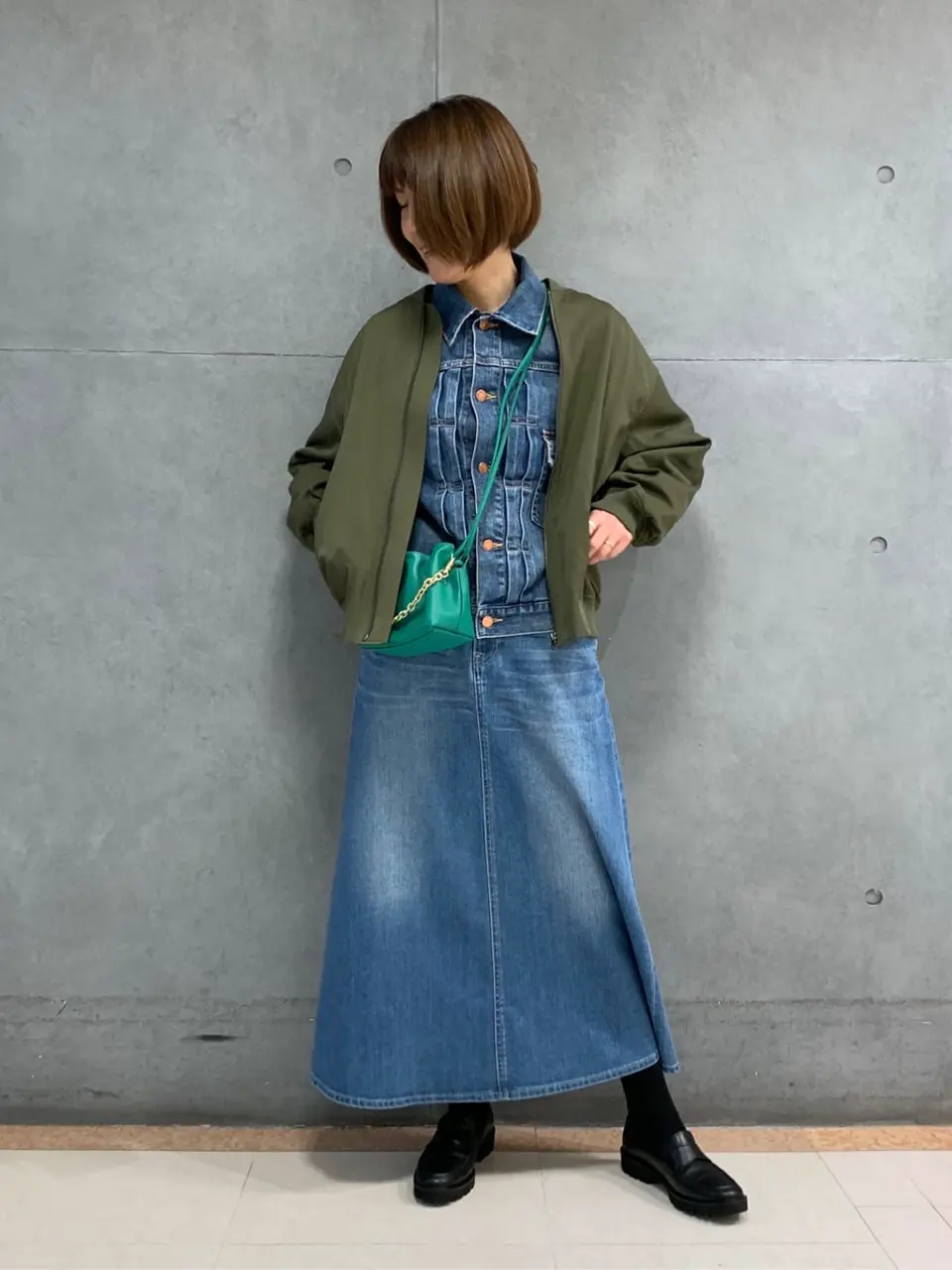 23区 スタッフ  コーディネート画像