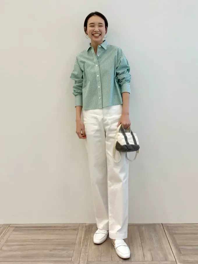 23区 秋葉 コーディネート画像