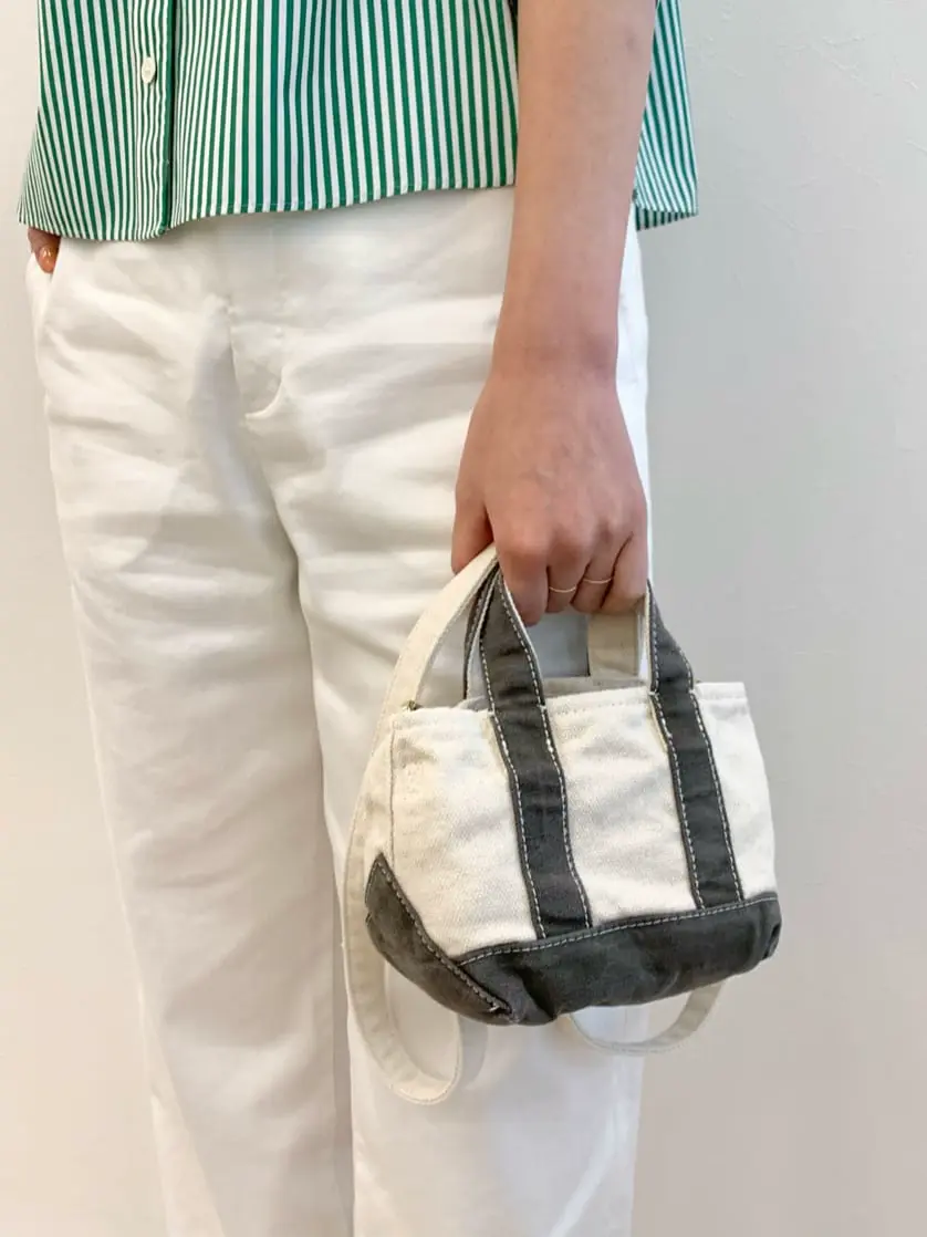 23区 秋葉 コーディネート画像