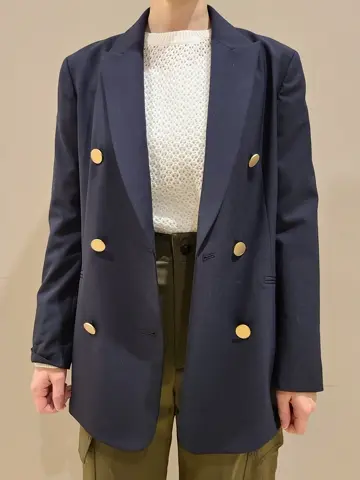 23区 スタッフ. コーディネート画像