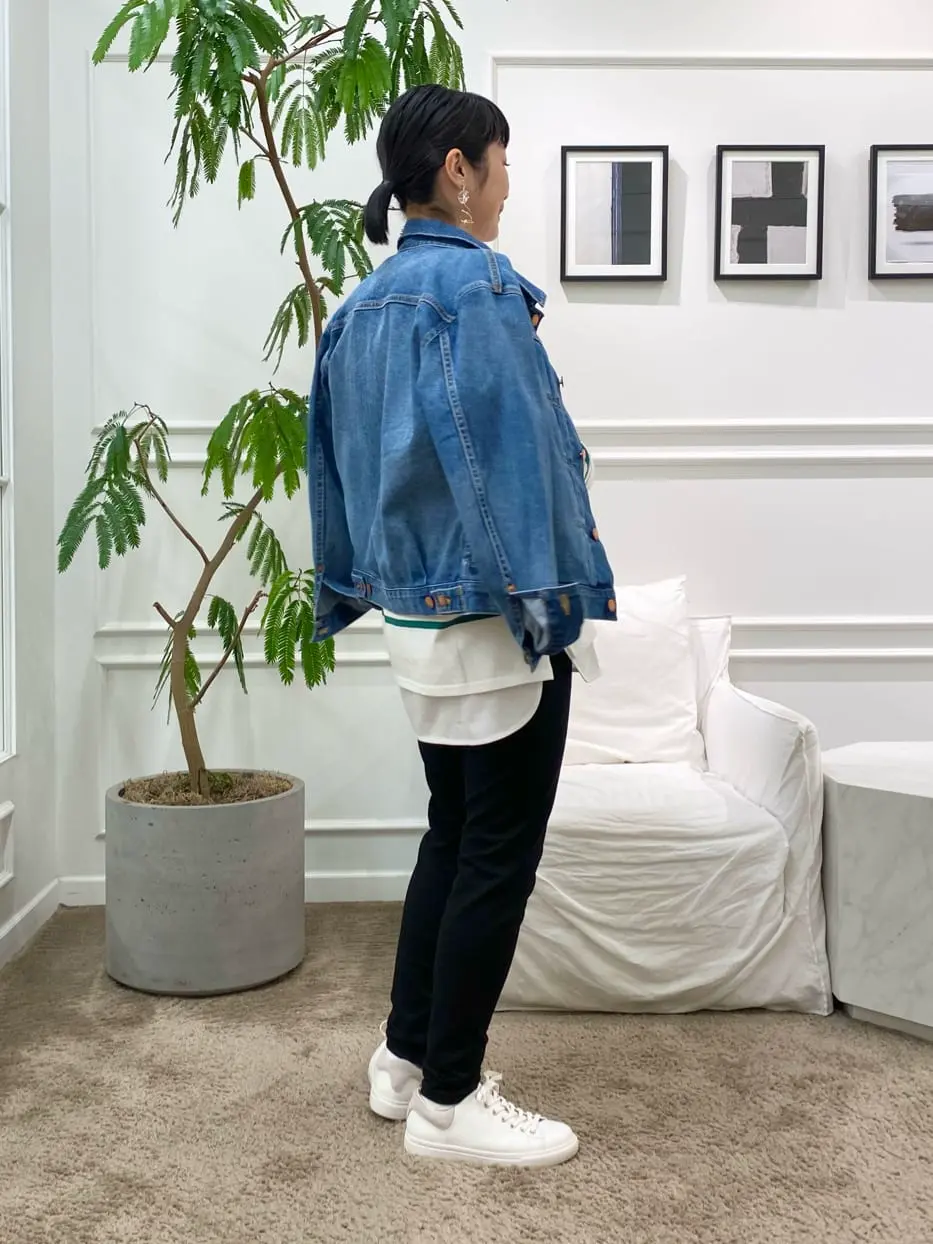 23区 岡本 コーディネート画像