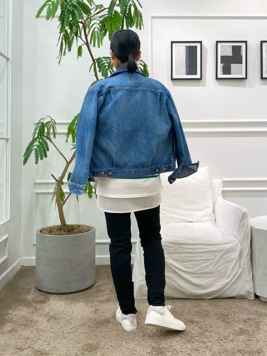 23区 岡本 コーディネート画像