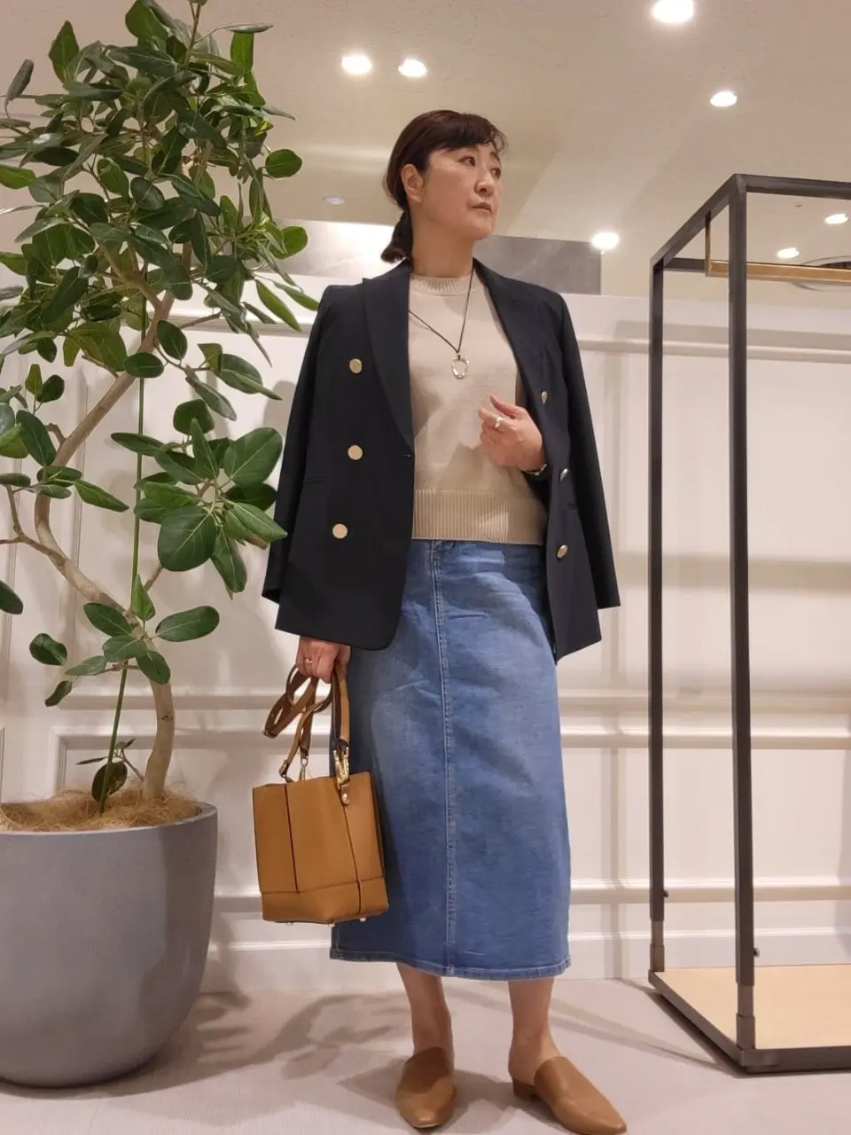  新保 コーディネート画像