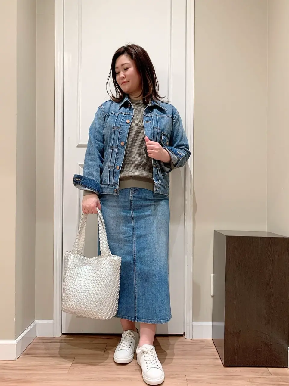  江川 コーディネート画像