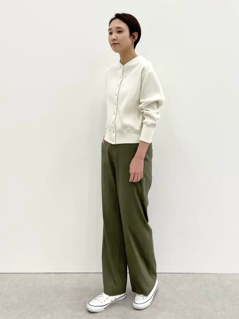 23区 秋葉 コーディネート画像