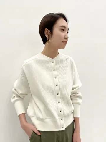 23区 秋葉 コーディネート画像