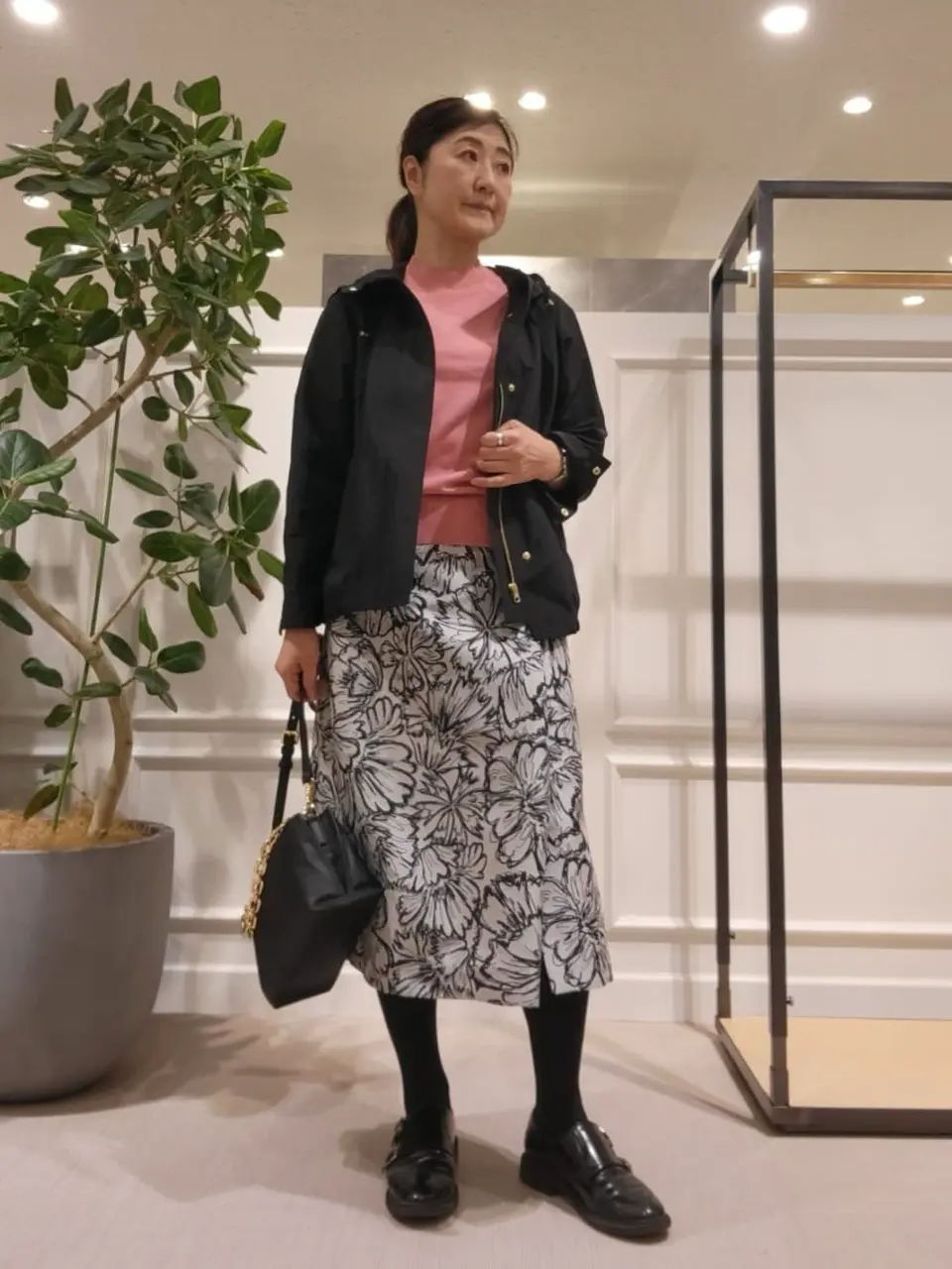  新保 コーディネート画像