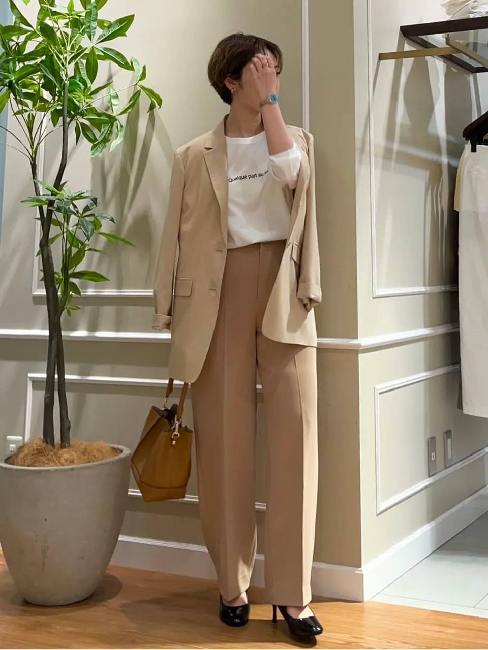 23区 伊藤 コーディネート画像