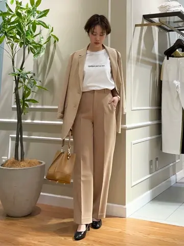 23区 伊藤 コーディネート画像