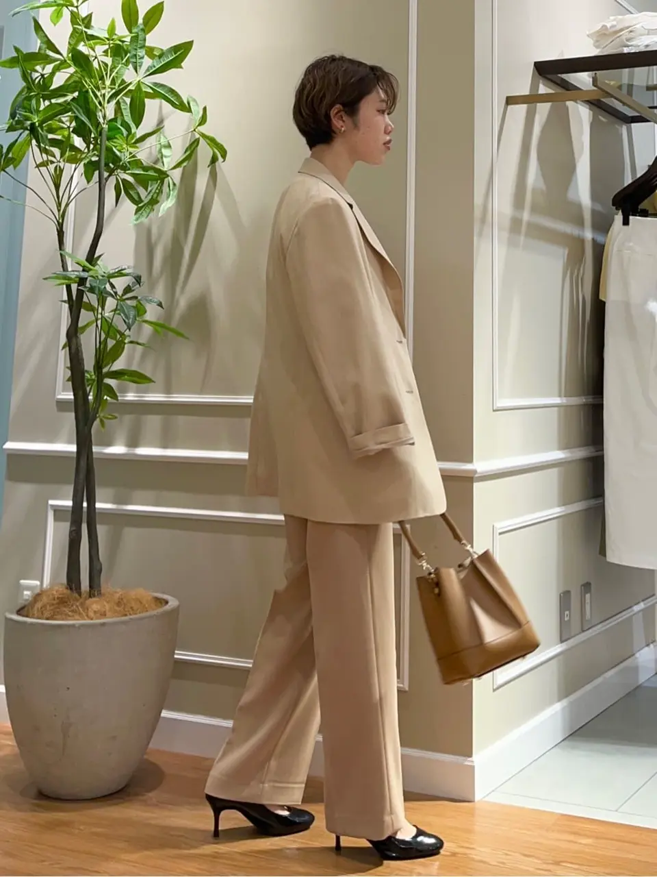 23区 伊藤 コーディネート画像