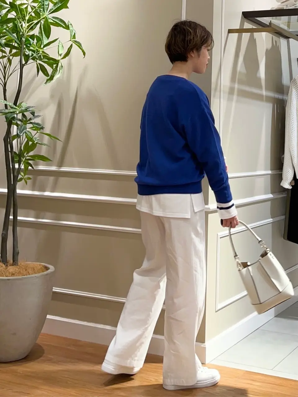 23区 伊藤 コーディネート画像