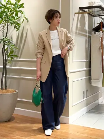 23区 伊藤 コーディネート画像