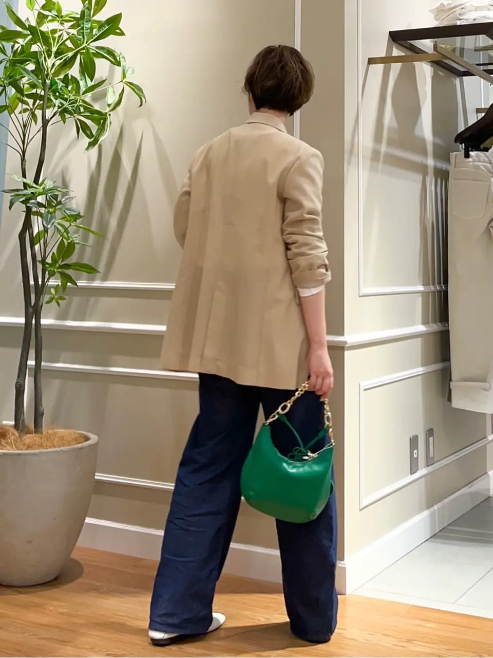 23区 伊藤 コーディネート画像