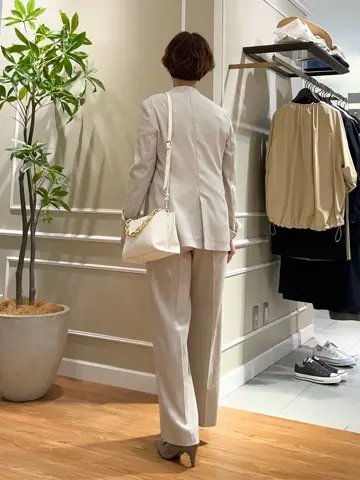 23区 伊藤 コーディネート画像