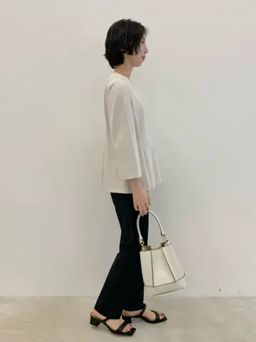 23区 板垣 コーディネート画像