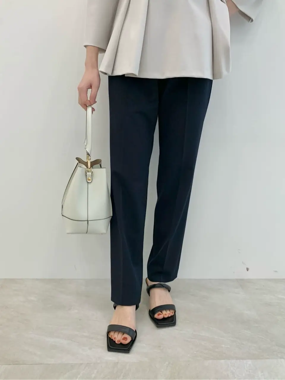 23区 板垣 コーディネート画像