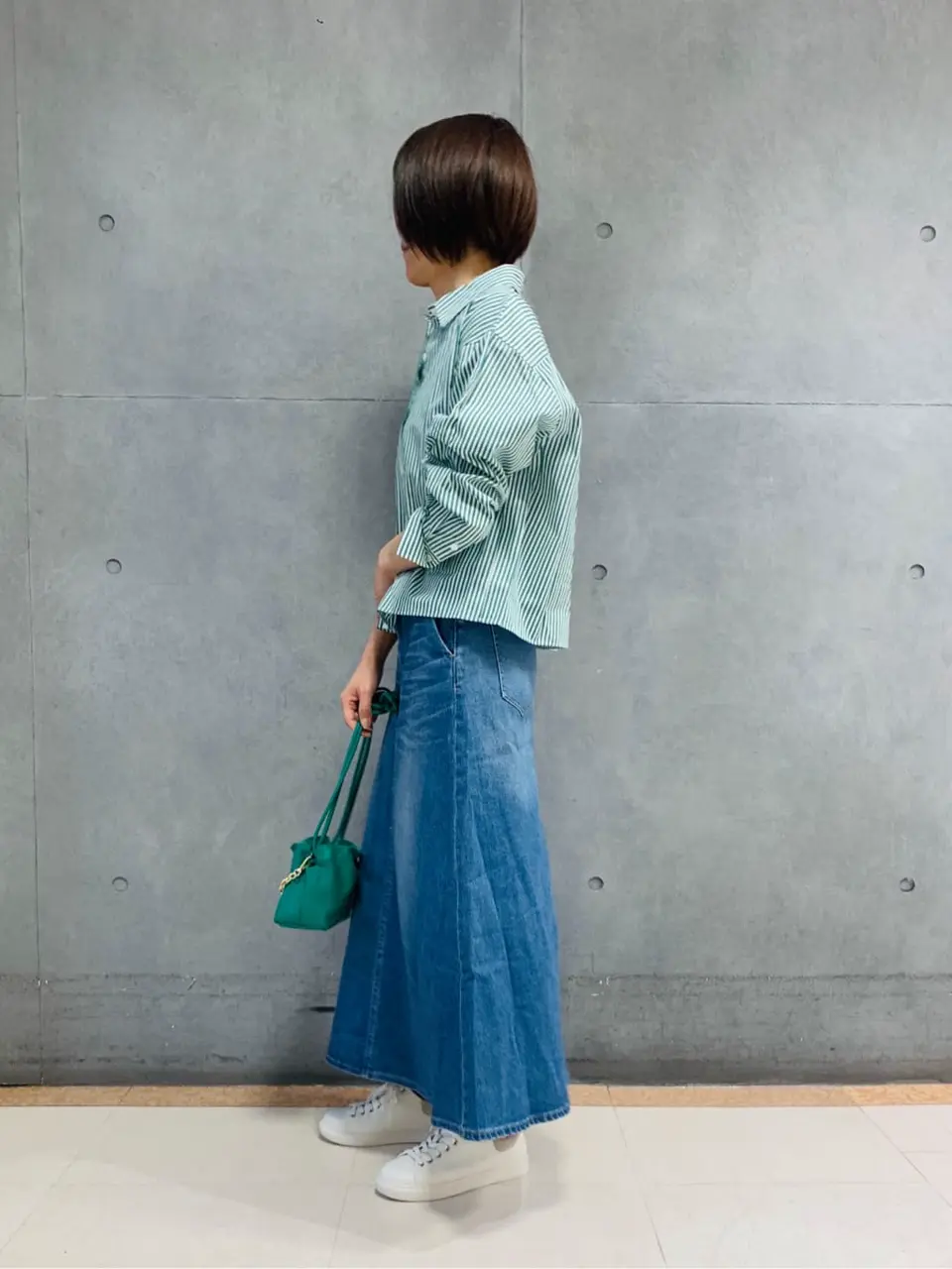 23区 スタッフ  コーディネート画像