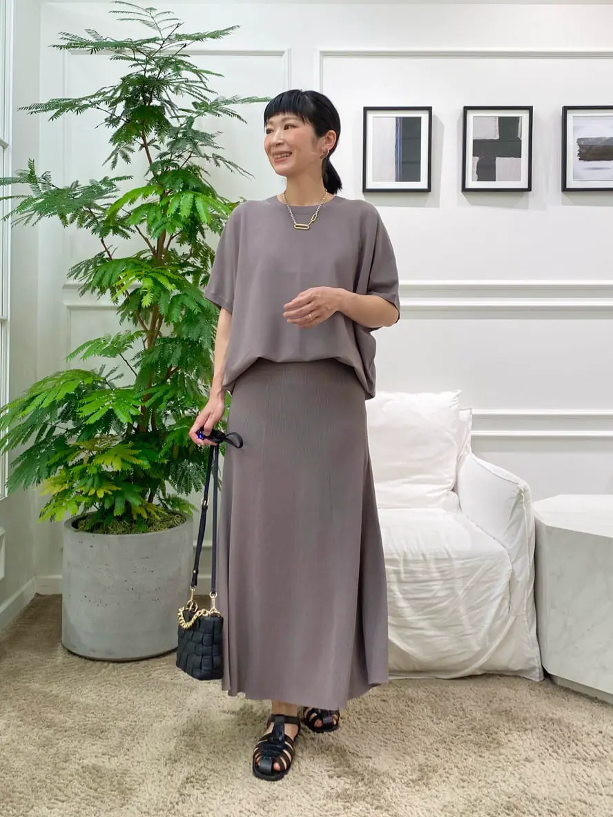 23区 岡本 コーディネート画像