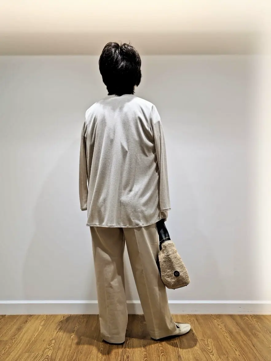 23区 コミヤ コーディネート画像