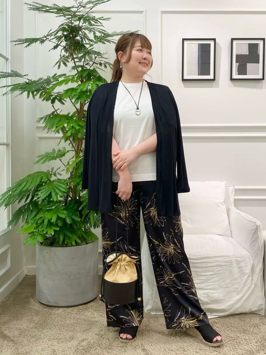 23区 藤原 コーディネート画像