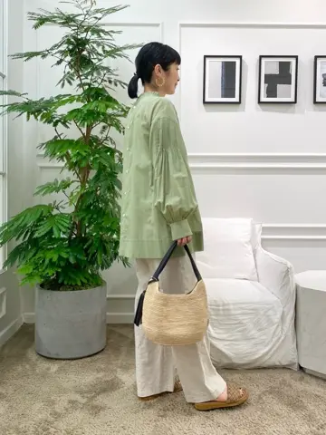 23区 岡本 コーディネート画像