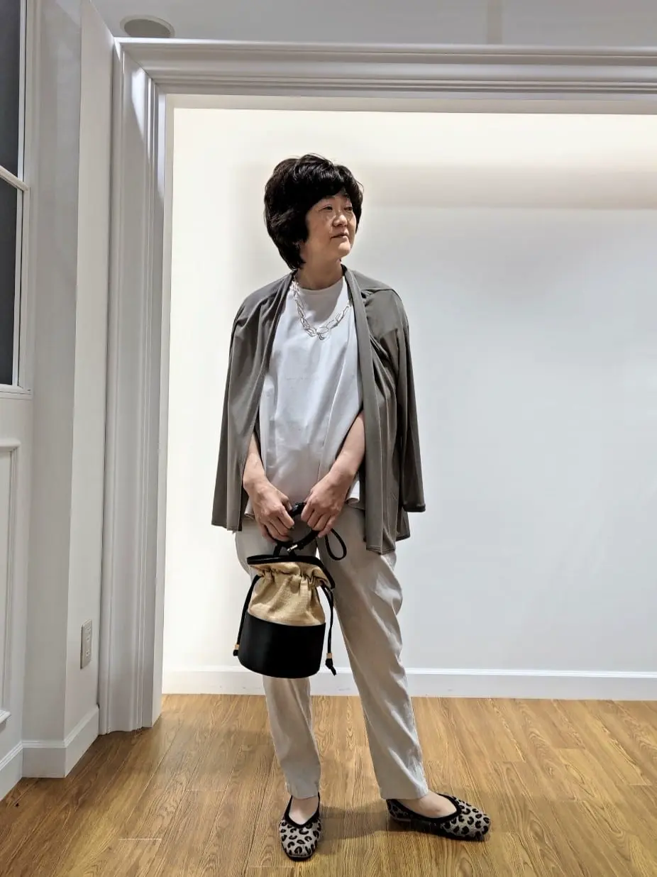  コミヤ コーディネート画像