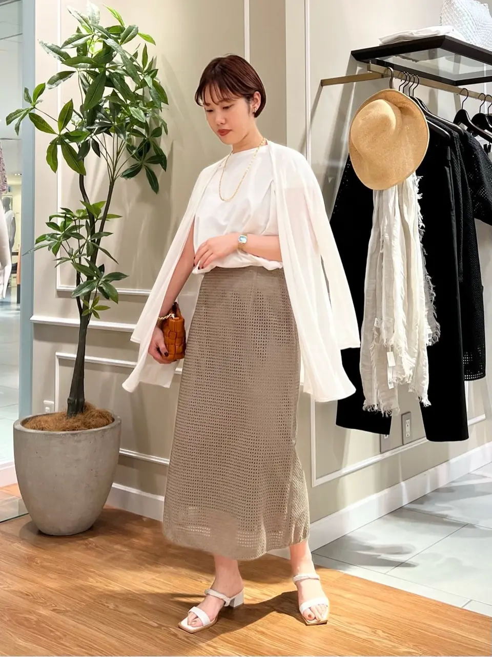 23区 伊藤 コーディネート画像