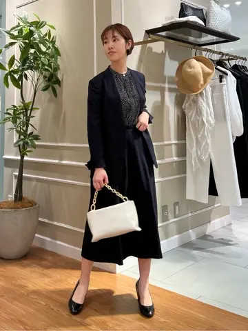 23区 伊藤 コーディネート画像