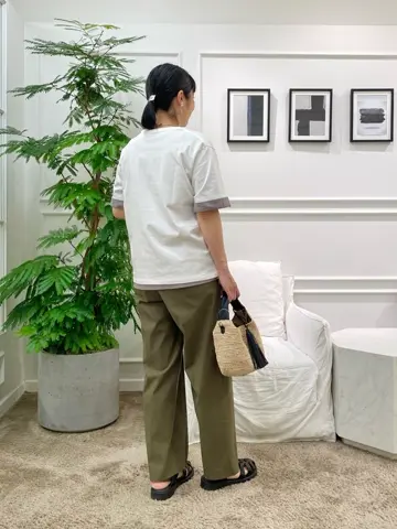 23区 岡本 コーディネート画像