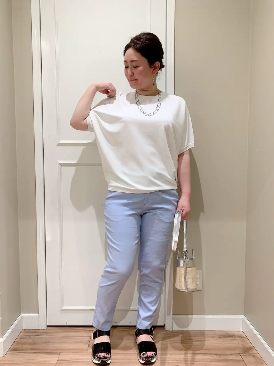  江川 コーディネート画像