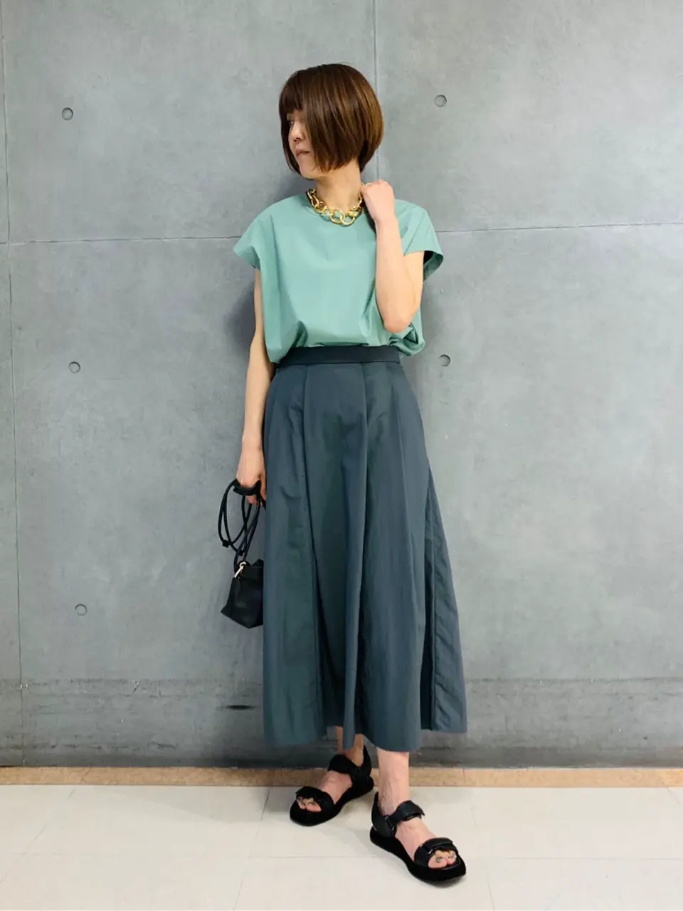 23区 スタッフ  コーディネート画像