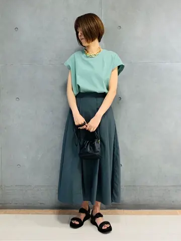 23区 スタッフ  コーディネート画像