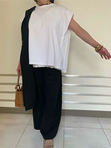 23区 塩谷美喜 コーディネート画像