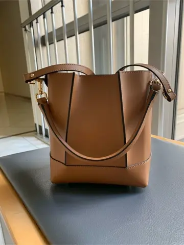 23区 塩谷美喜 コーディネート画像