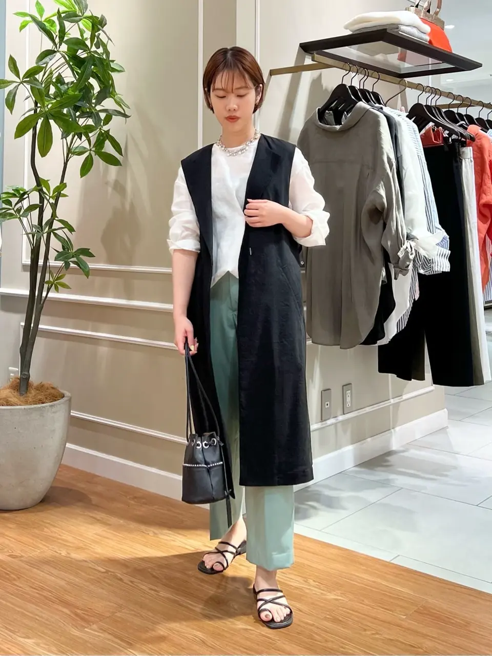 23区 伊藤 コーディネート画像