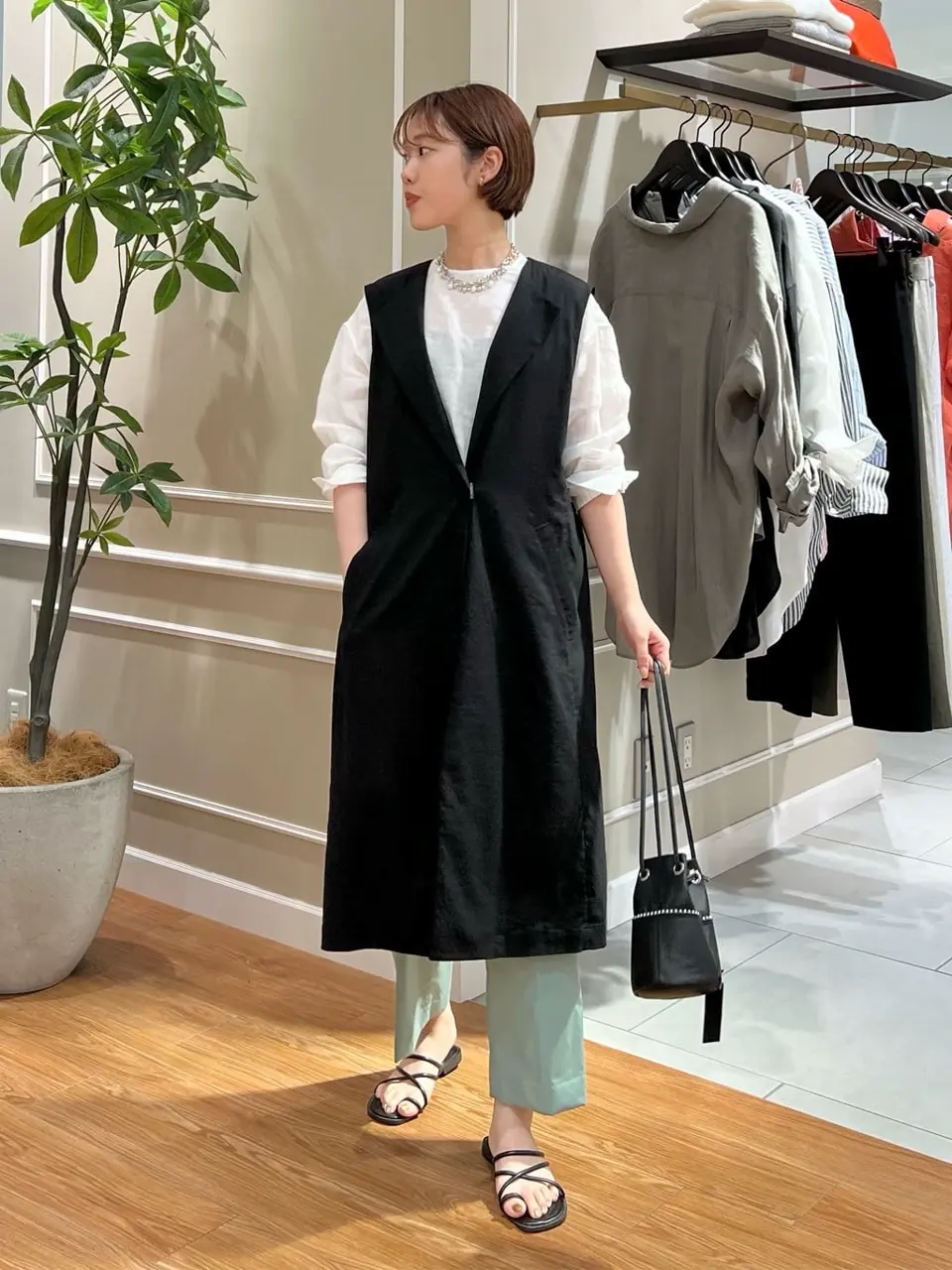 23区 伊藤 コーディネート画像