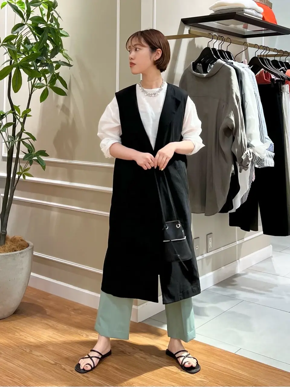 23区 伊藤 コーディネート画像