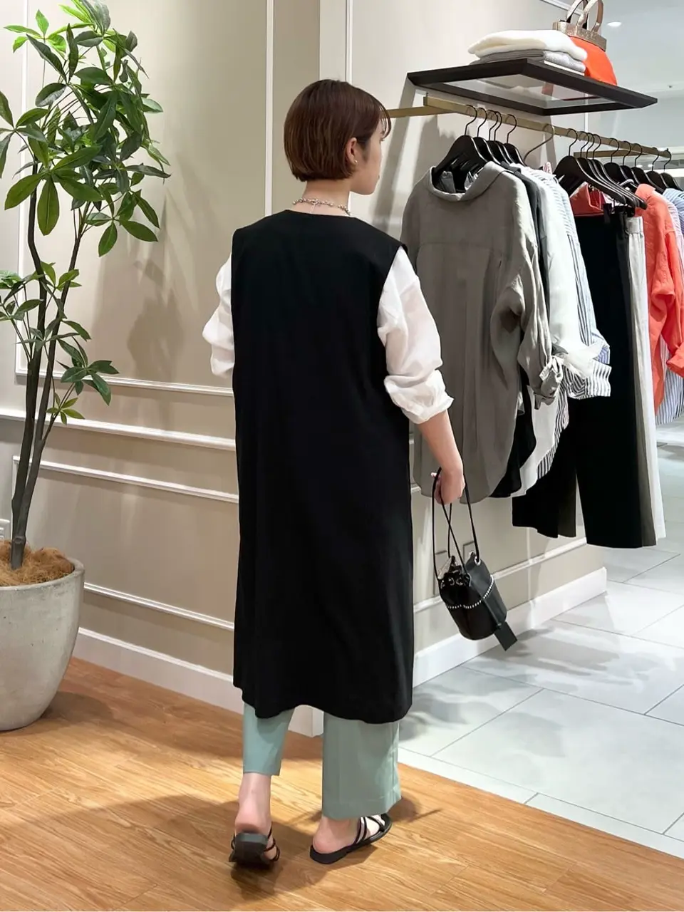 23区 伊藤 コーディネート画像