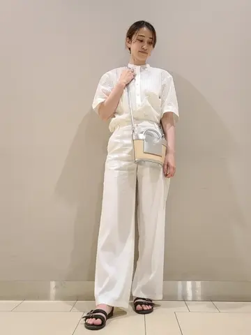 23区 スタッフ. コーディネート画像