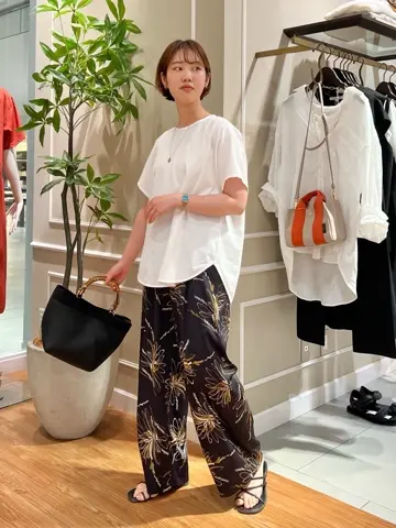 23区 伊藤 コーディネート画像