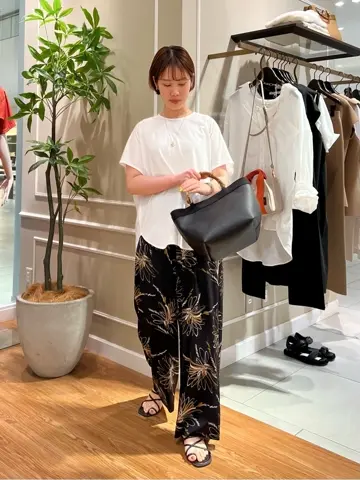 23区 伊藤 コーディネート画像